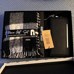 Steve Madden Plaid Black and White Scarf Set